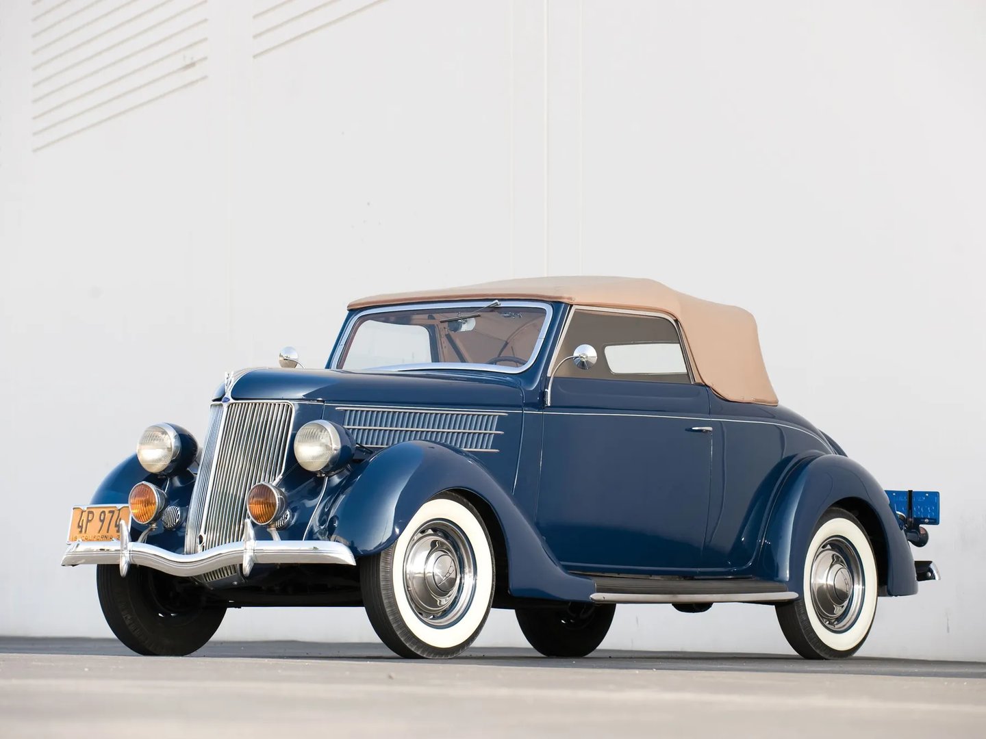Ford_V8_2_generation__Cabrio__9.jpg