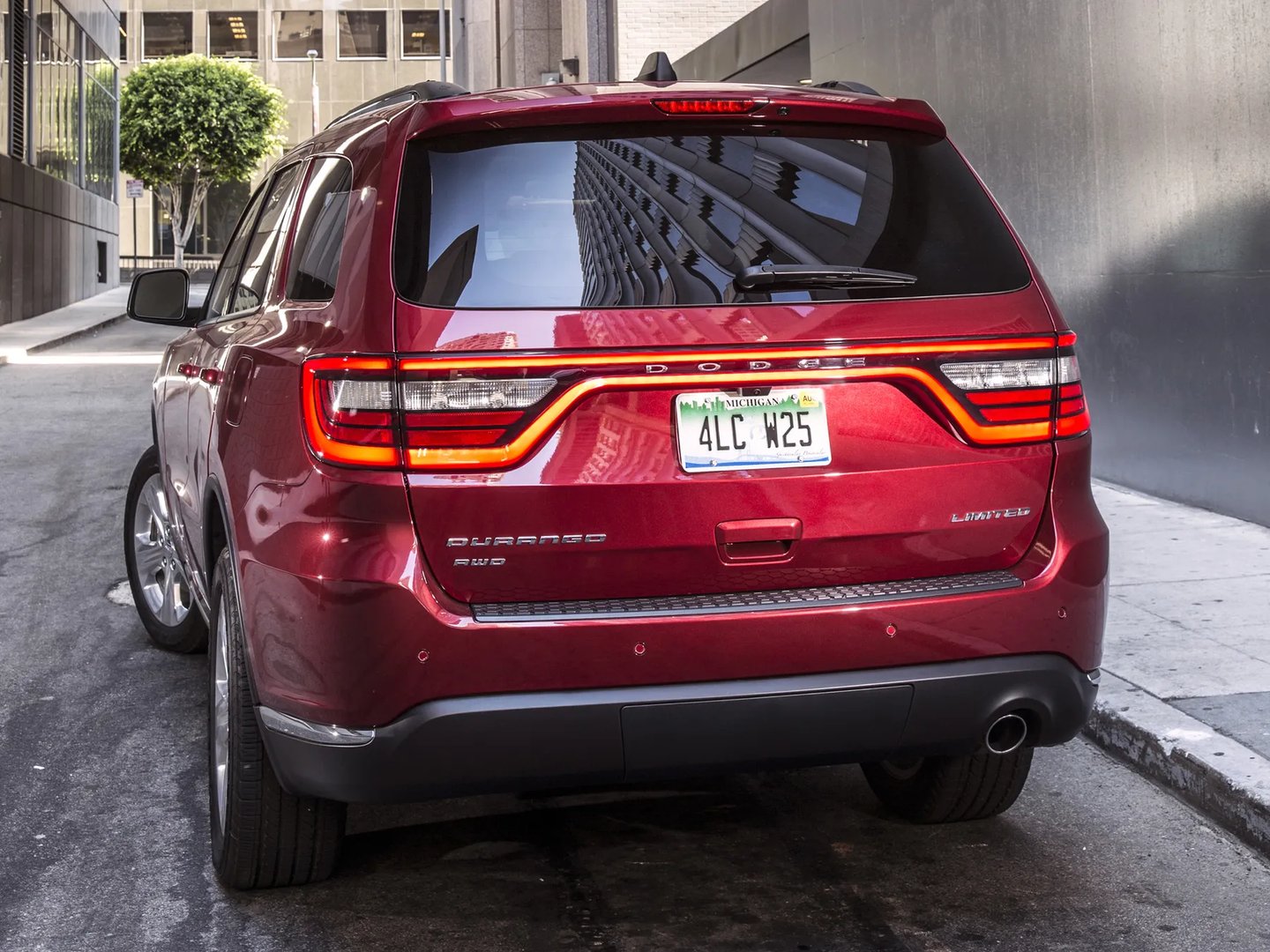 Dodge_Durango_3_generation_restyling__SUV_5-doors__11.jpg