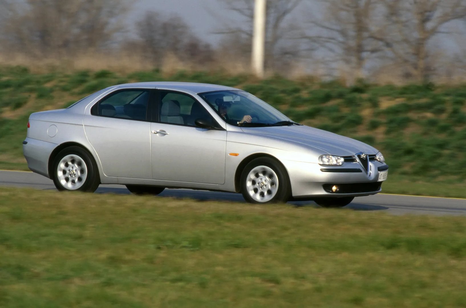 Alfa Romeo_156_1_generation__Sedan__6.jpg