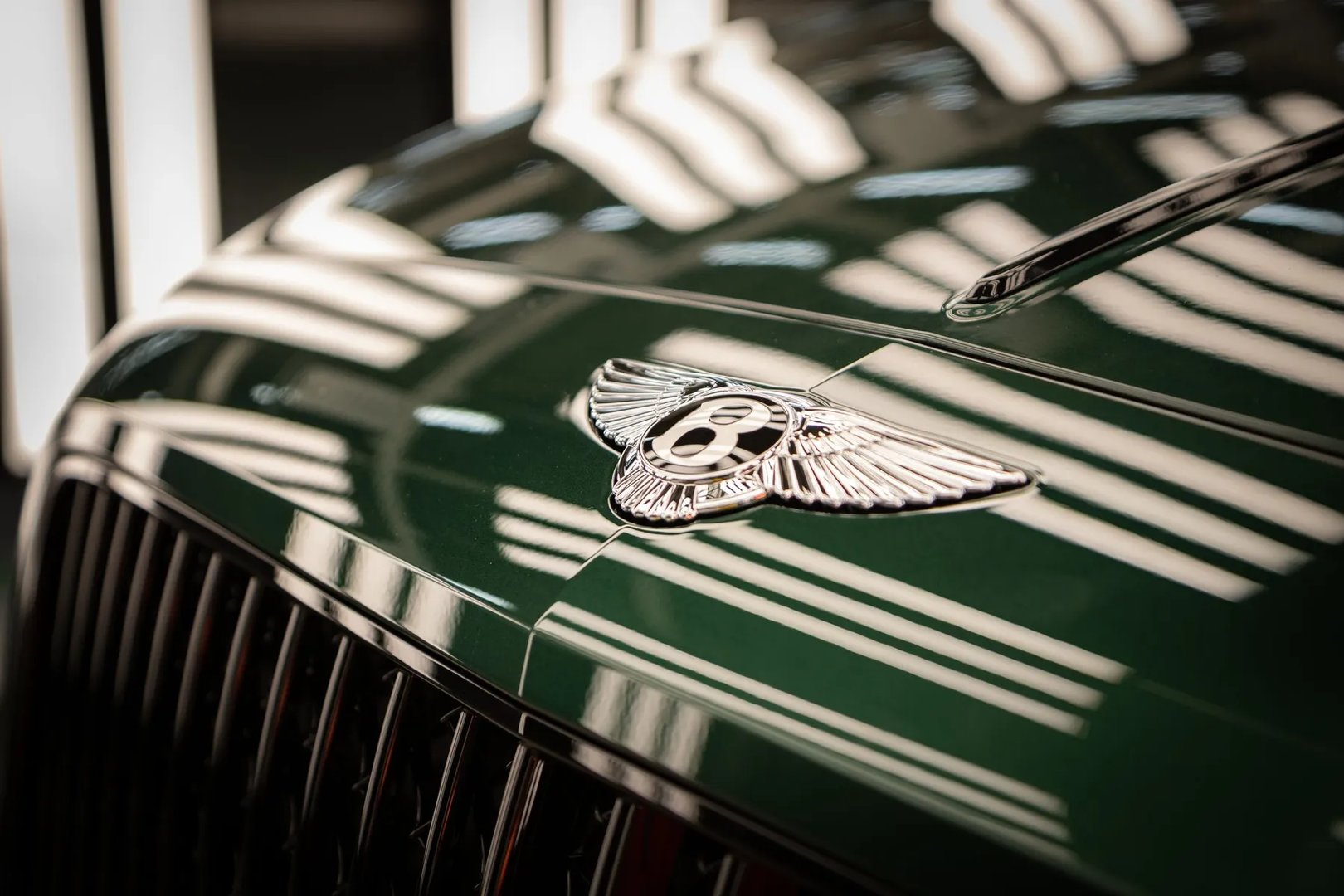 Bentley_Flying_Spur_3_generation__Sedan__13.jpg