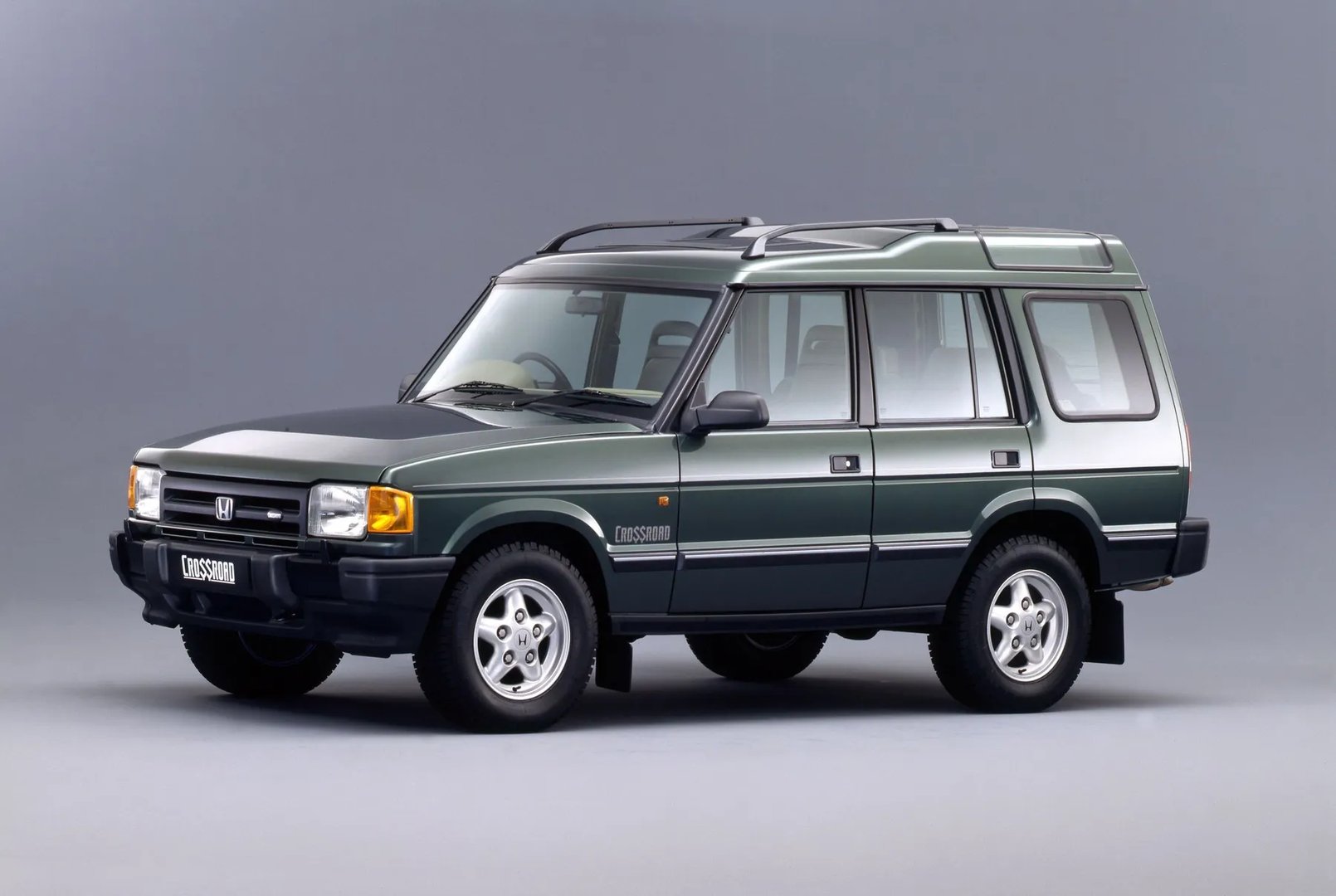 Honda_Crossroad_1_generation__SUV_5-doors__2.jpg