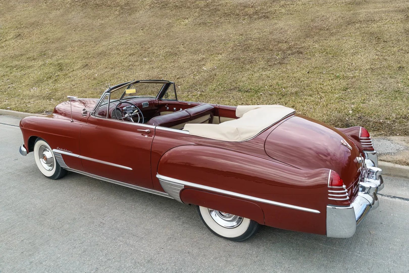 Cadillac_Series_62_3_generation__Cabrio__1.jpg