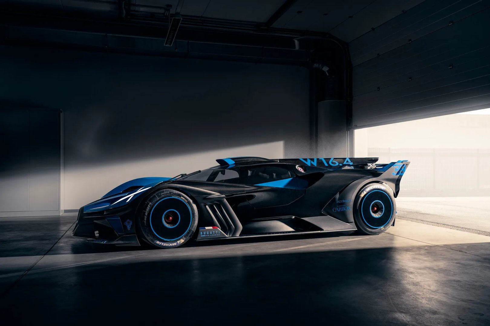 Bugatti_Bolide_1_generation__Coupe__3.jpg