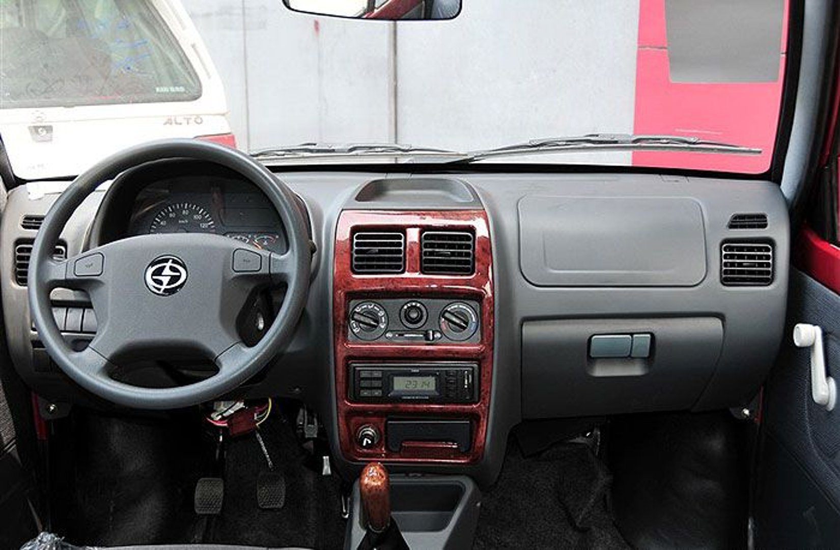 jiangnan_Alto_1_generation__Hatchback_5-door__14.jpg