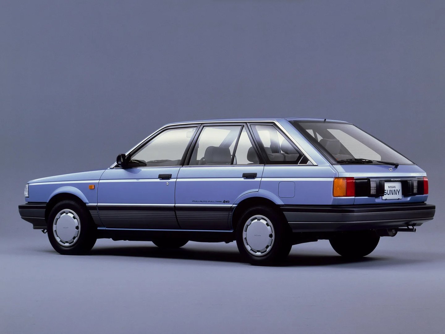 Nissan_Sunny_6_generation__Estate_5-door__3.jpg
