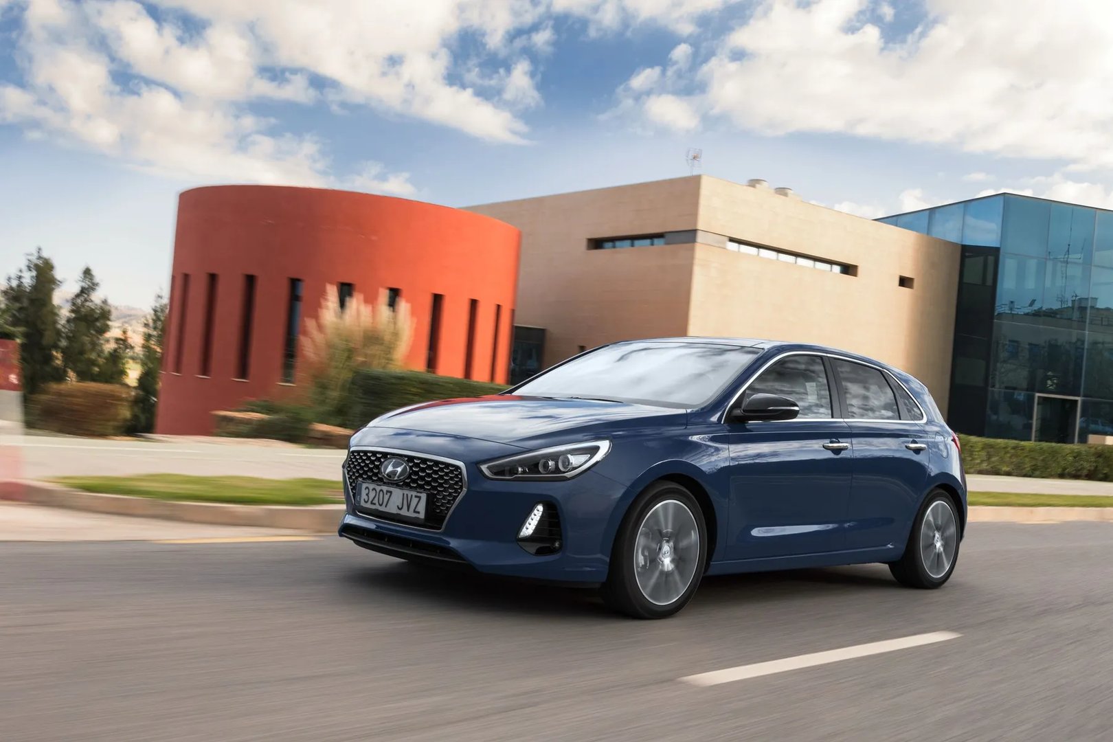 Hyundai_i30_3_generation__Hatchback_5-door__12.jpg