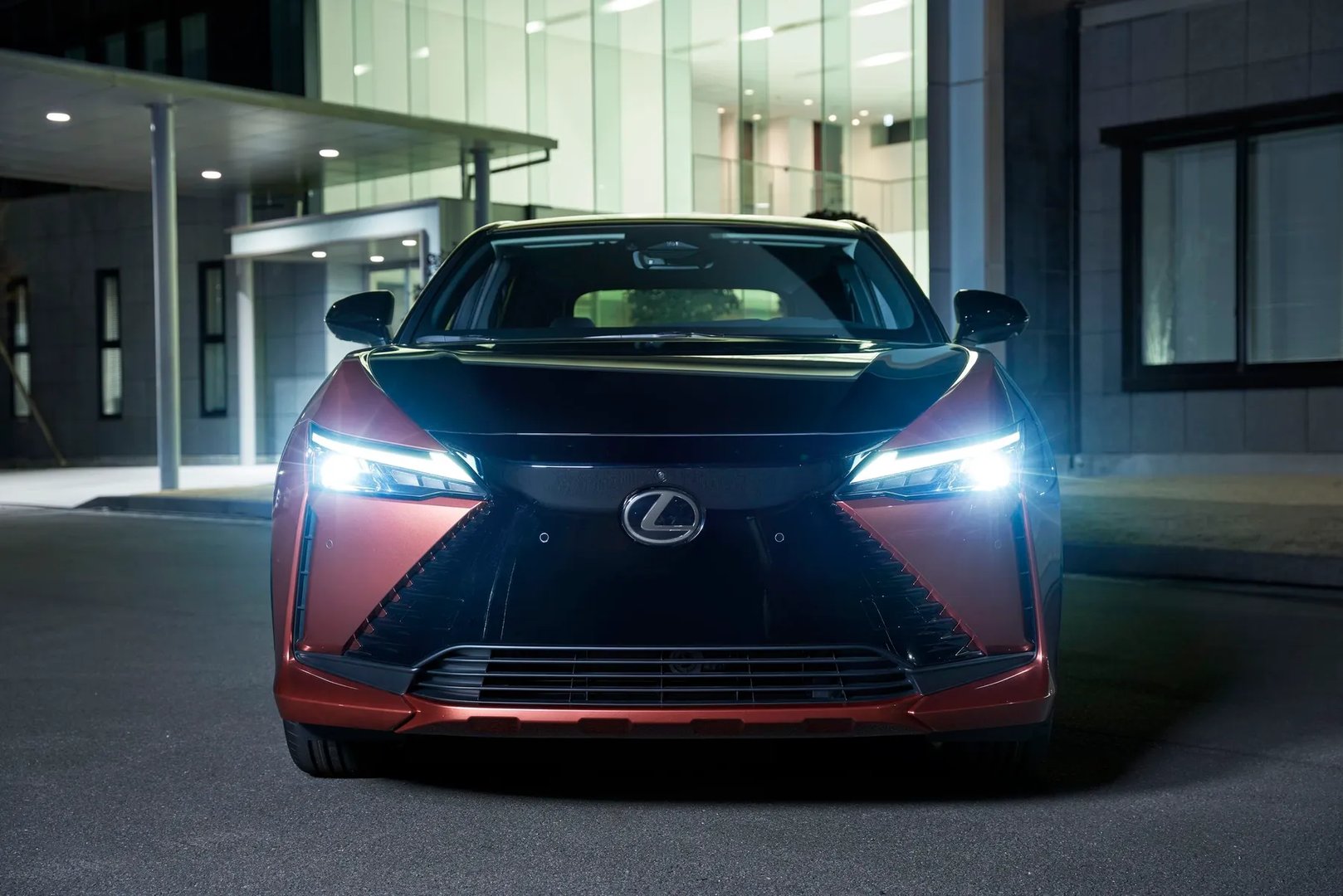 Lexus_RZ_1_generation__SUV_Coupe__4.jpg