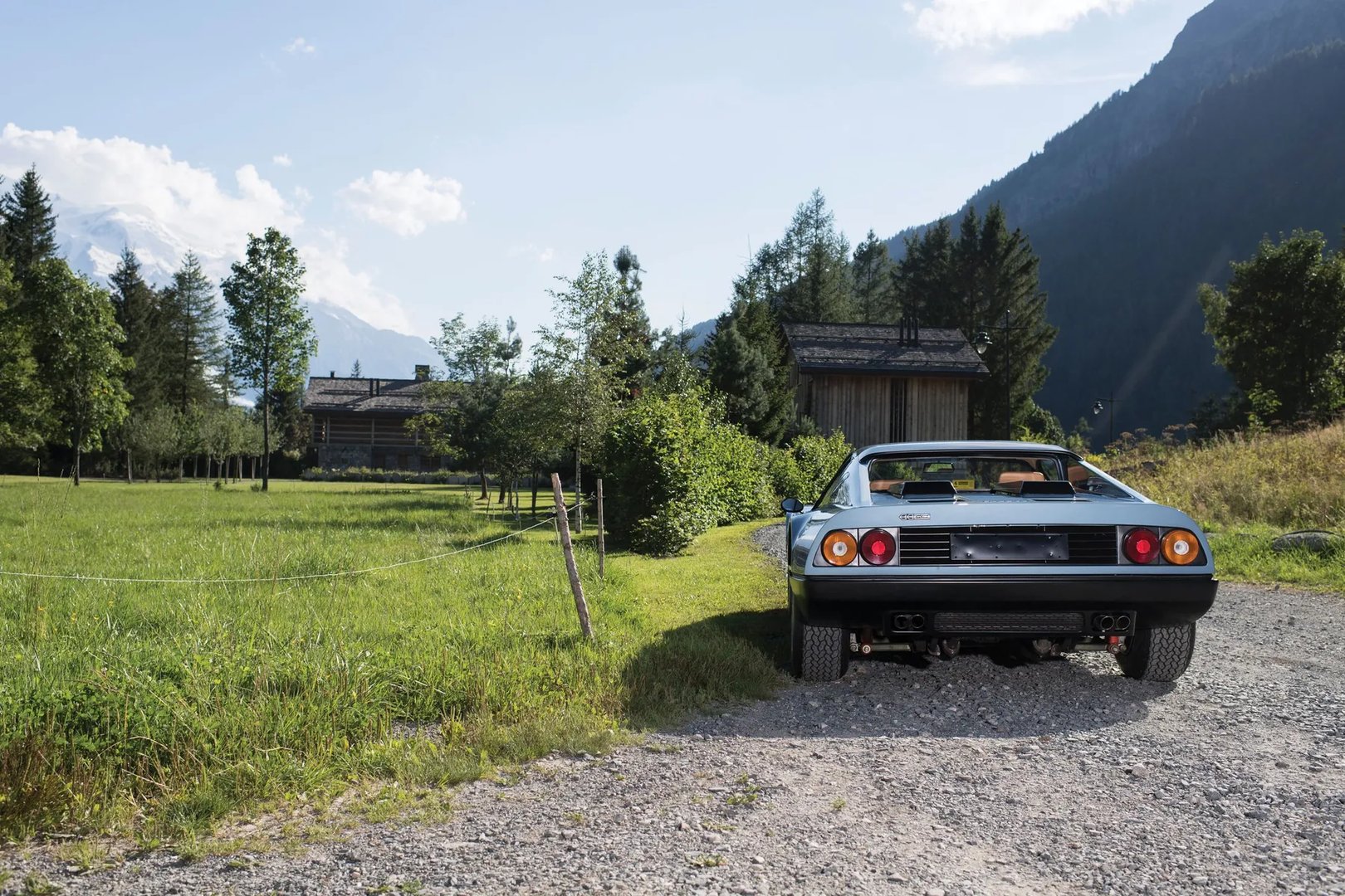 Ferrari_512_BB_1_generation__Coupe__10.jpg