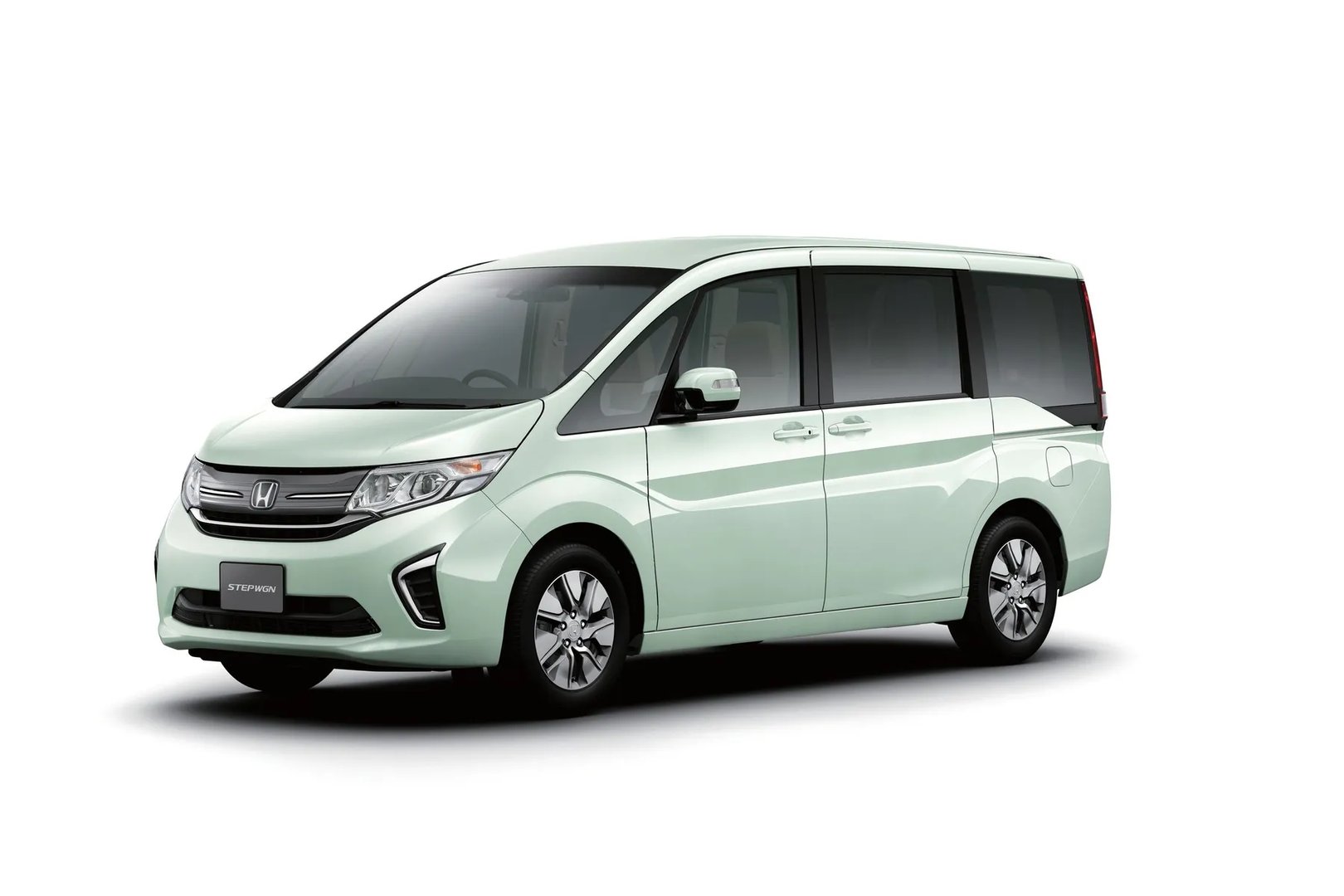 5 generation, restyling 