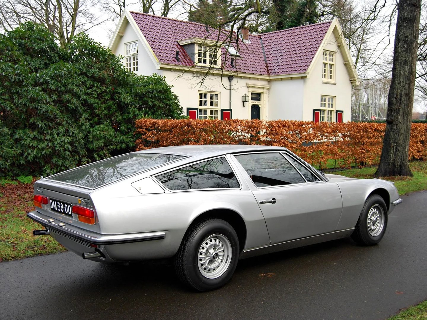 Maserati_Indy_1_generation__Coupe__8.jpg