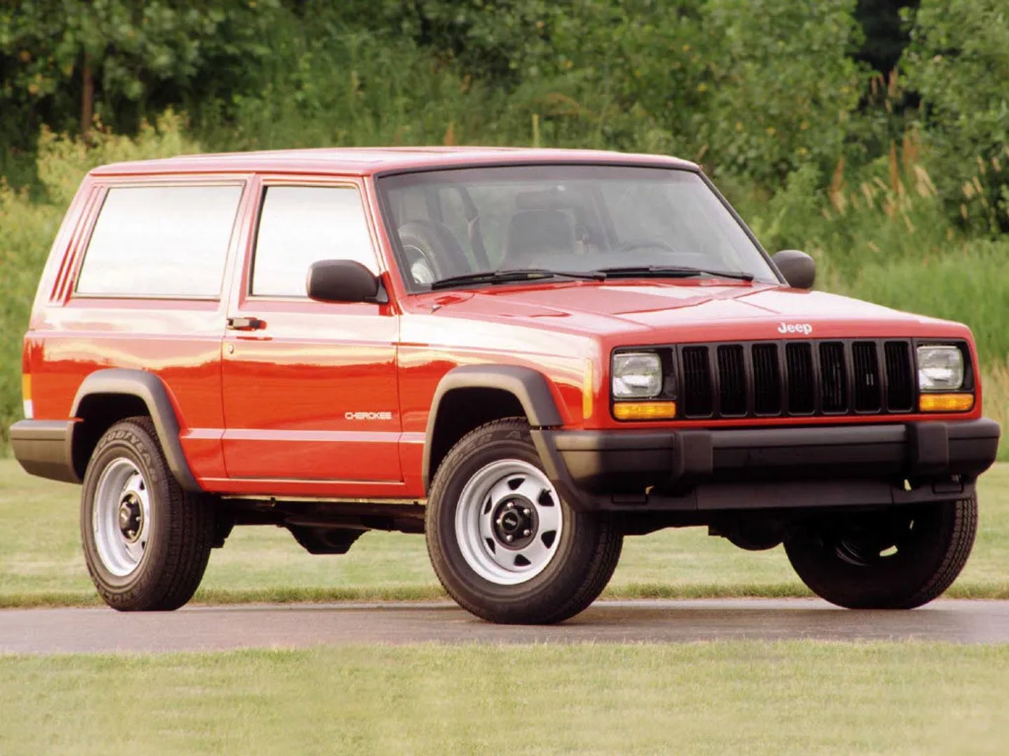 Jeep Cherokee 2 generation, restyling  SUV 3-doors
