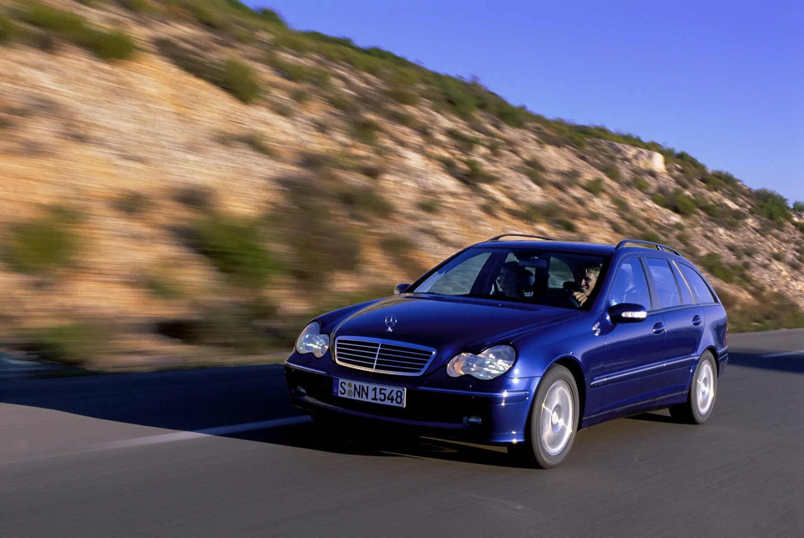 Mercedes_C-Class_2_generation__Estate_5-door__7.jpg