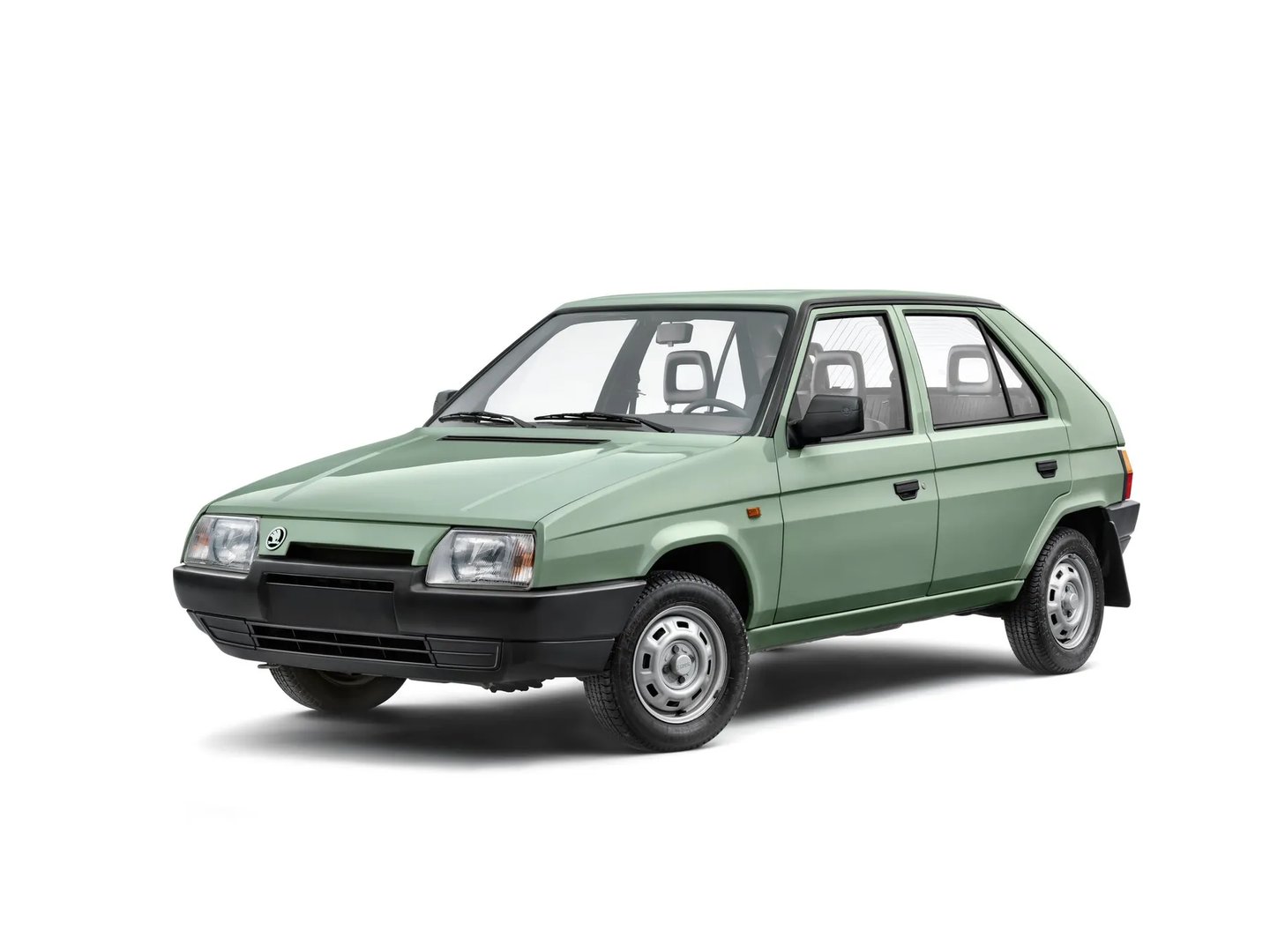Skoda_Favorit_1_generation__Hatchback_5-door__7.jpg