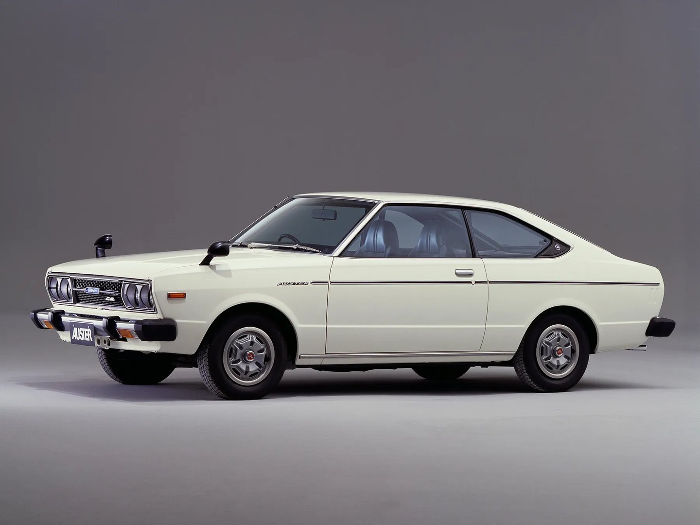 Nissan_Auster_1_generation__Coupe__4.jpg