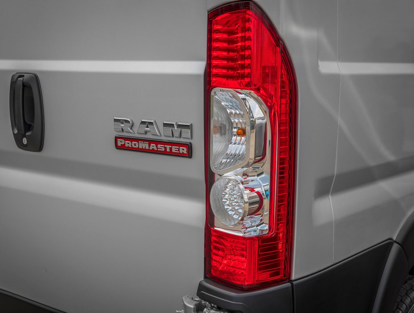 ram_Promaster_1_generation_restyling__Van__13.jpg