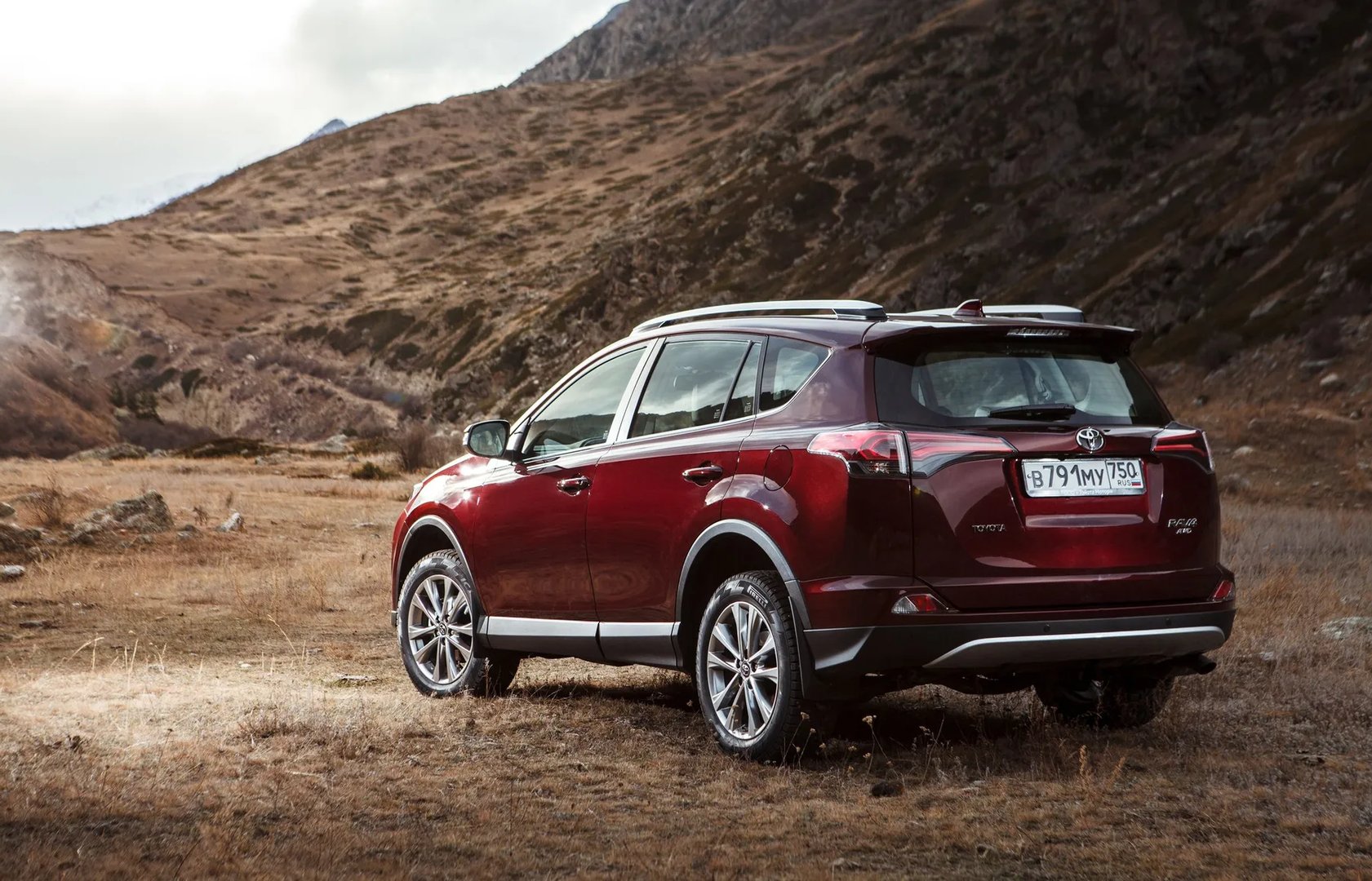 Toyota_RAV4_4_generation_restyling__SUV_5-doors__8.jpg
