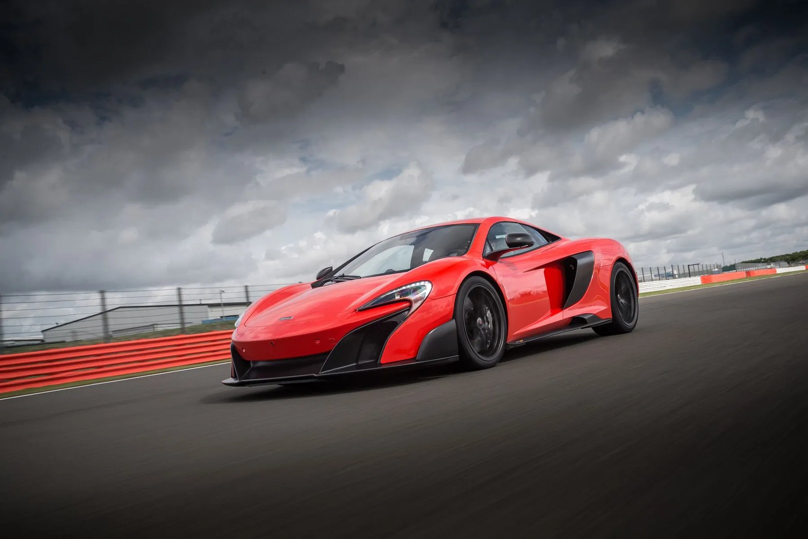 McLaren_675LT_1_generation__Coupe__4.jpg