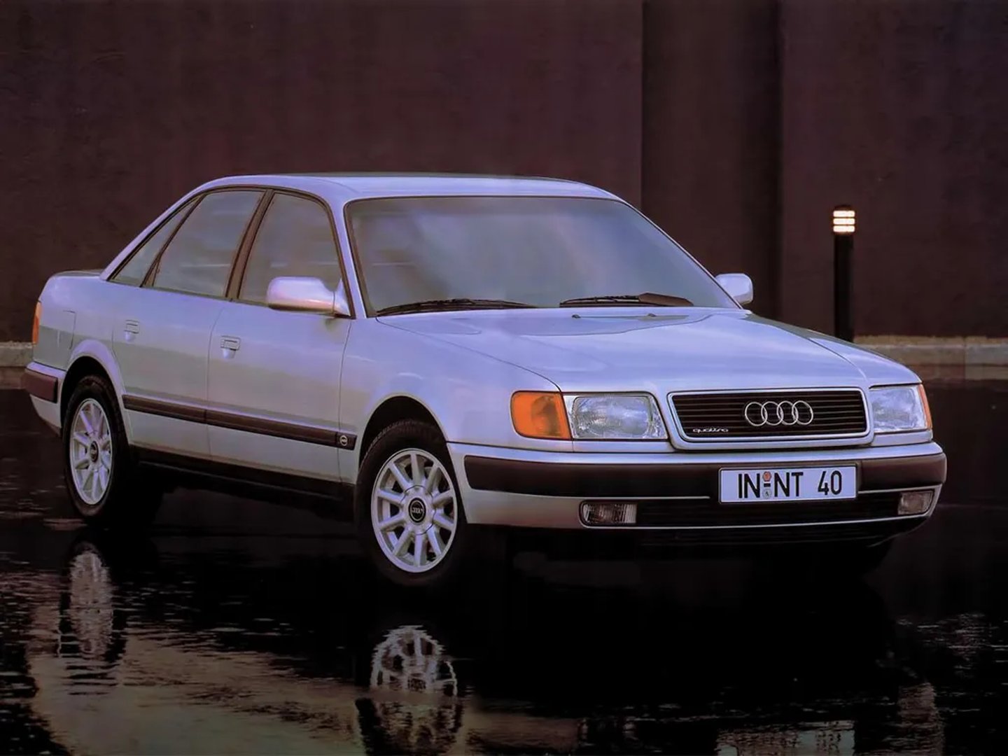 Audi_100_4_generation__Sedan__4.jpg