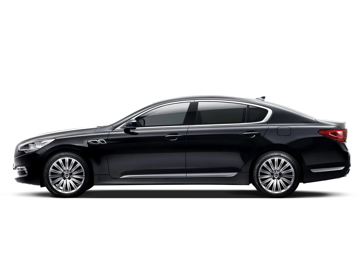 Kia_K9_1_generation__Sedan__2.jpg