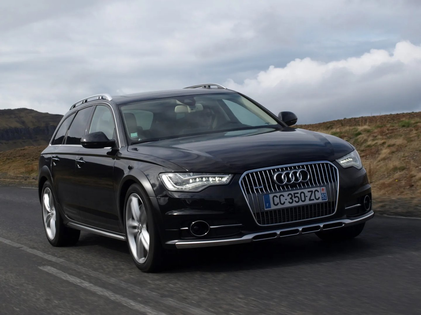 Audi_A6_allroad_3_generation__Estate_5-door__3.jpg