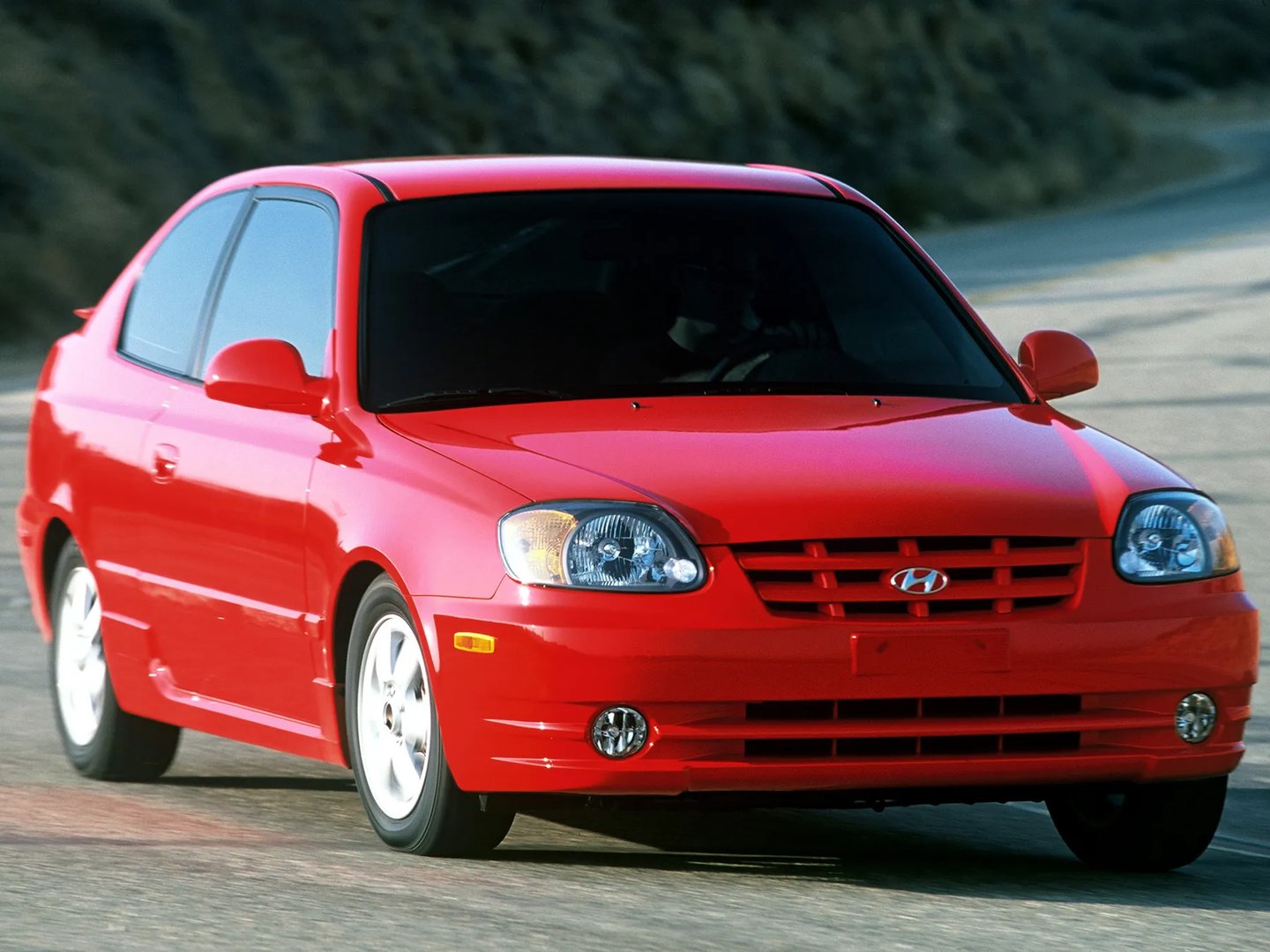 Hyundai_Accent_2_generation_restyling__Hatchback_3-door__6.jpg