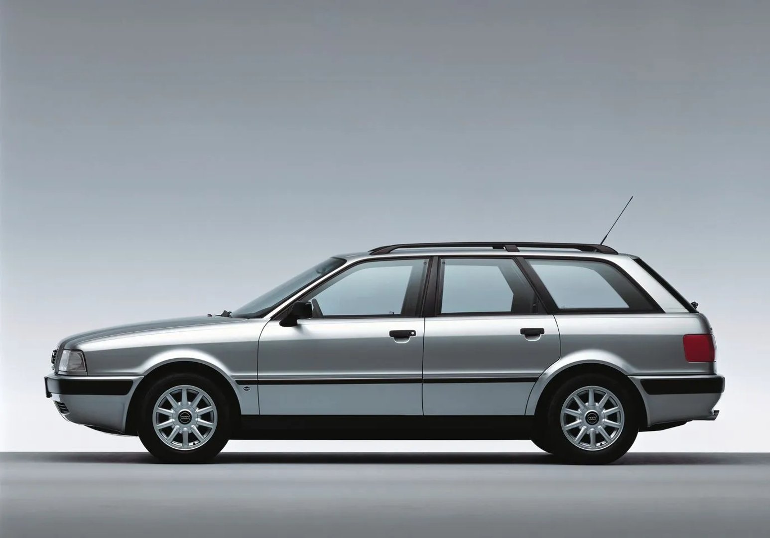 Audi_80_4_generation__Estate_5-door__1.jpg