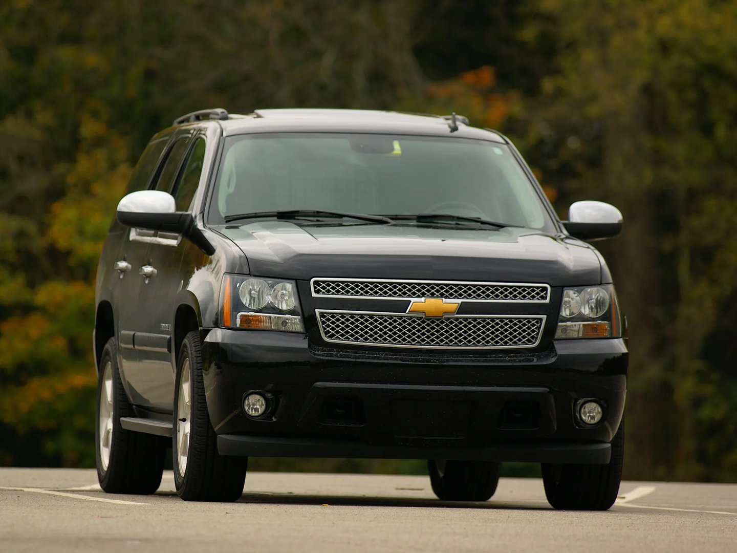 Chevrolet_Tahoe_3_generation__SUV_5-doors__13.jpg