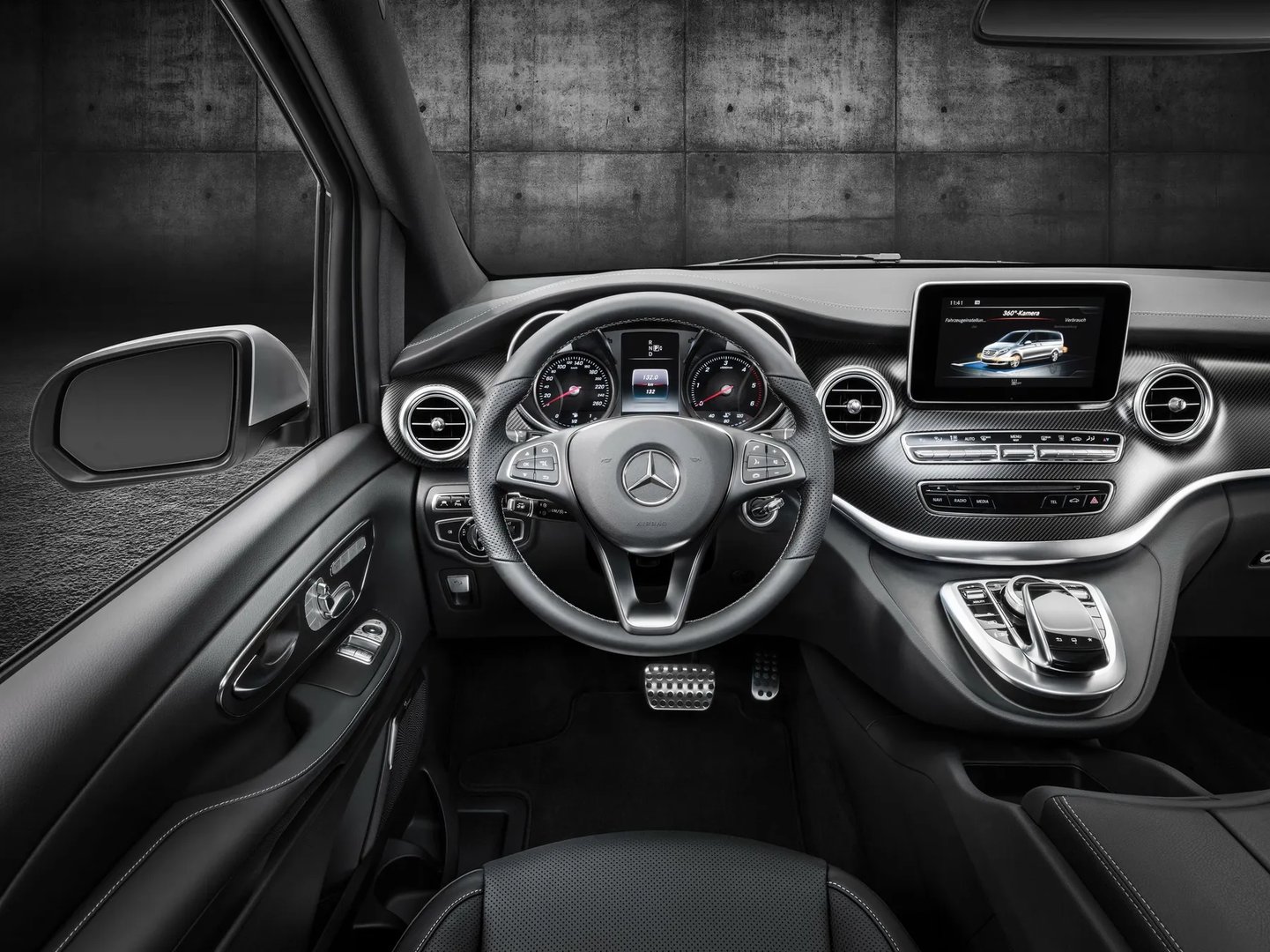 Mercedes_V-Class_3_generation__Minivan_Long__4.jpg