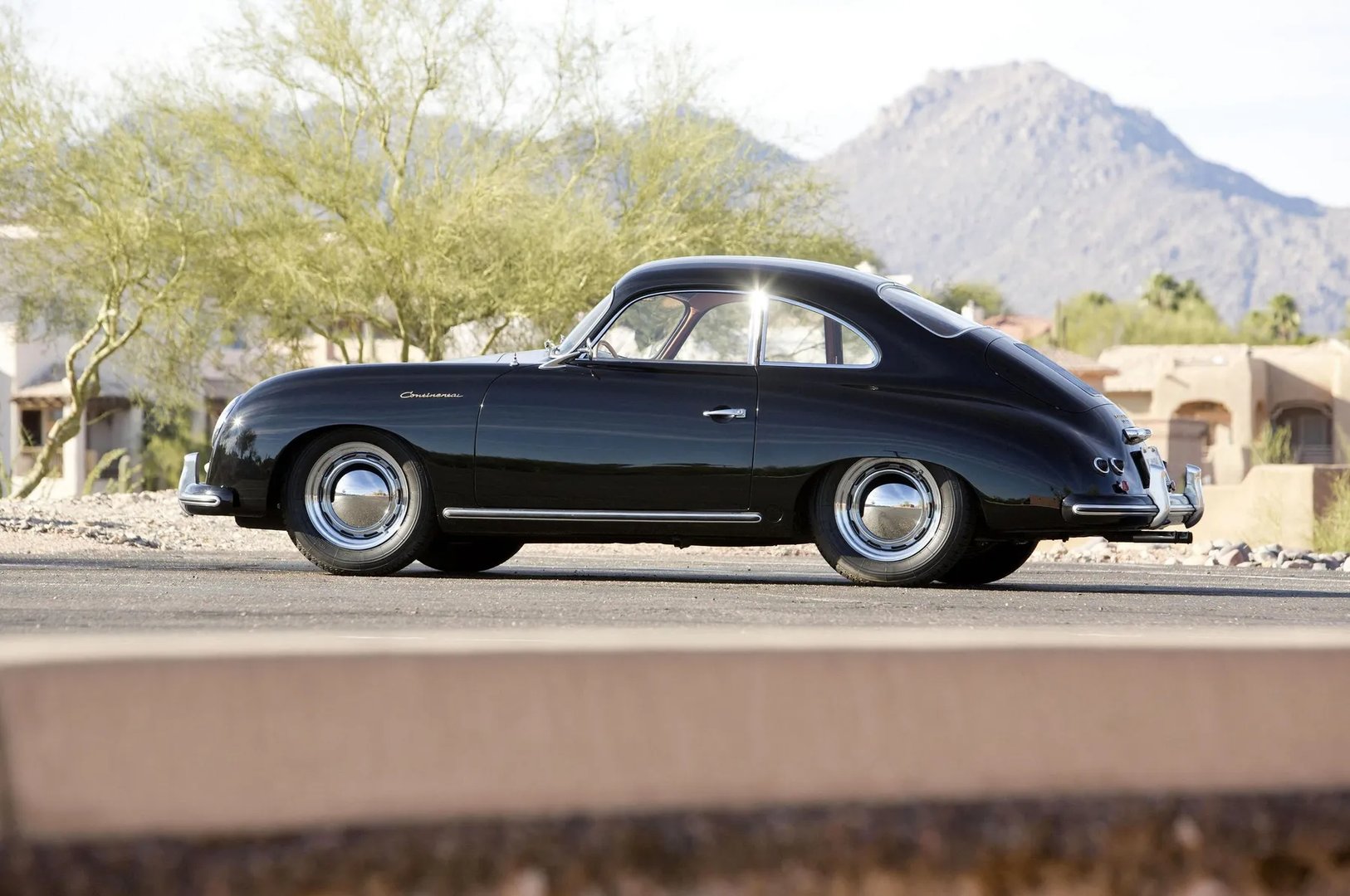 Porsche_356_1_generation__Coupe__4.jpg