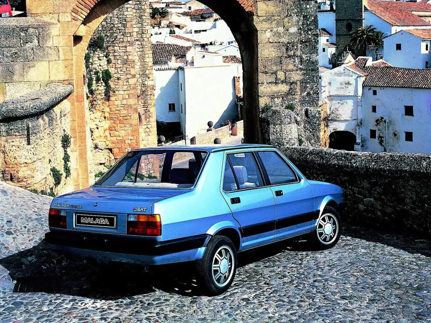 SEAT_Malaga_1_generation__Sedan__4.jpg