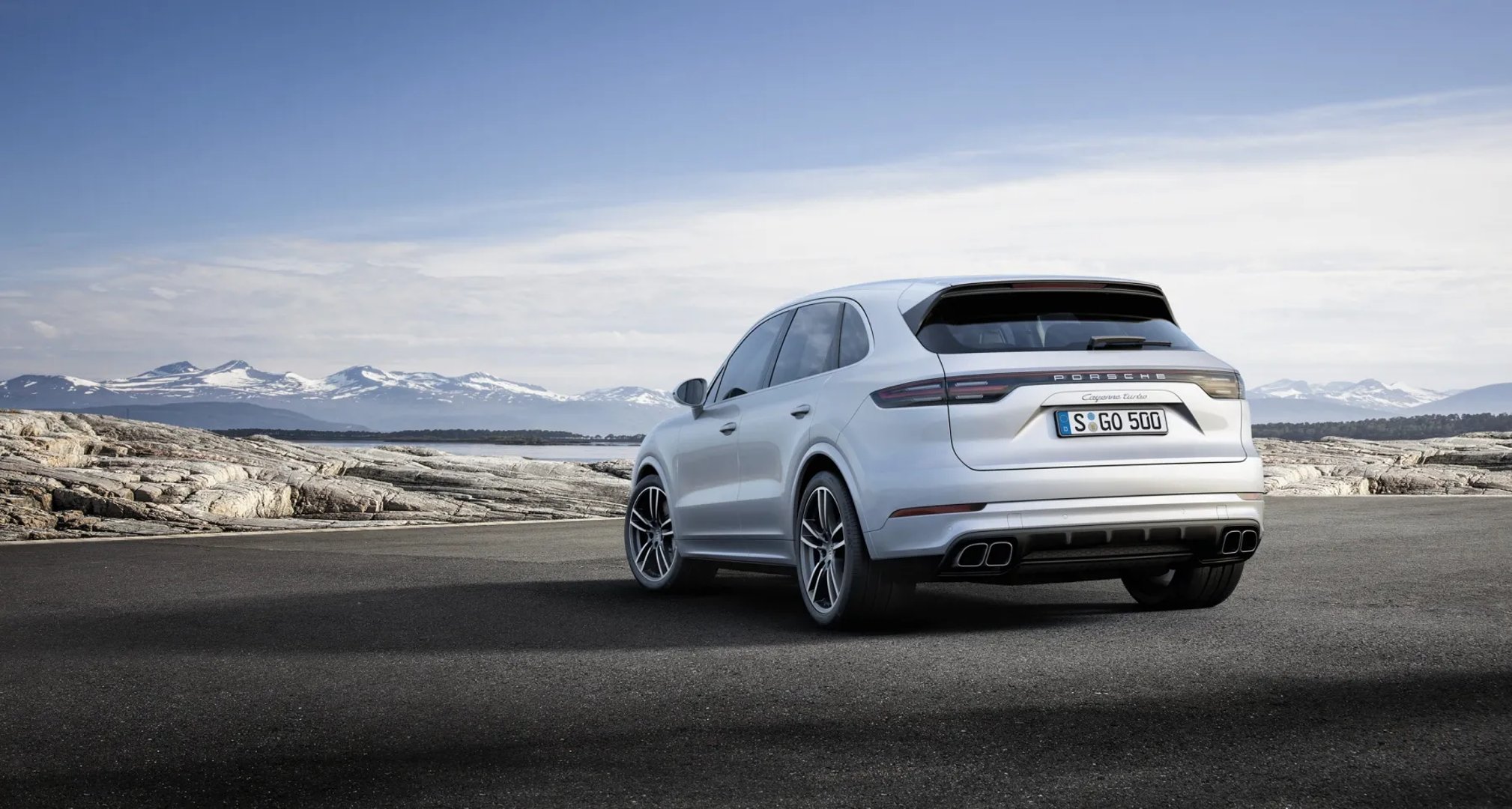 Porsche_Cayenne_3_generation__SUV_5-doors__9.jpg