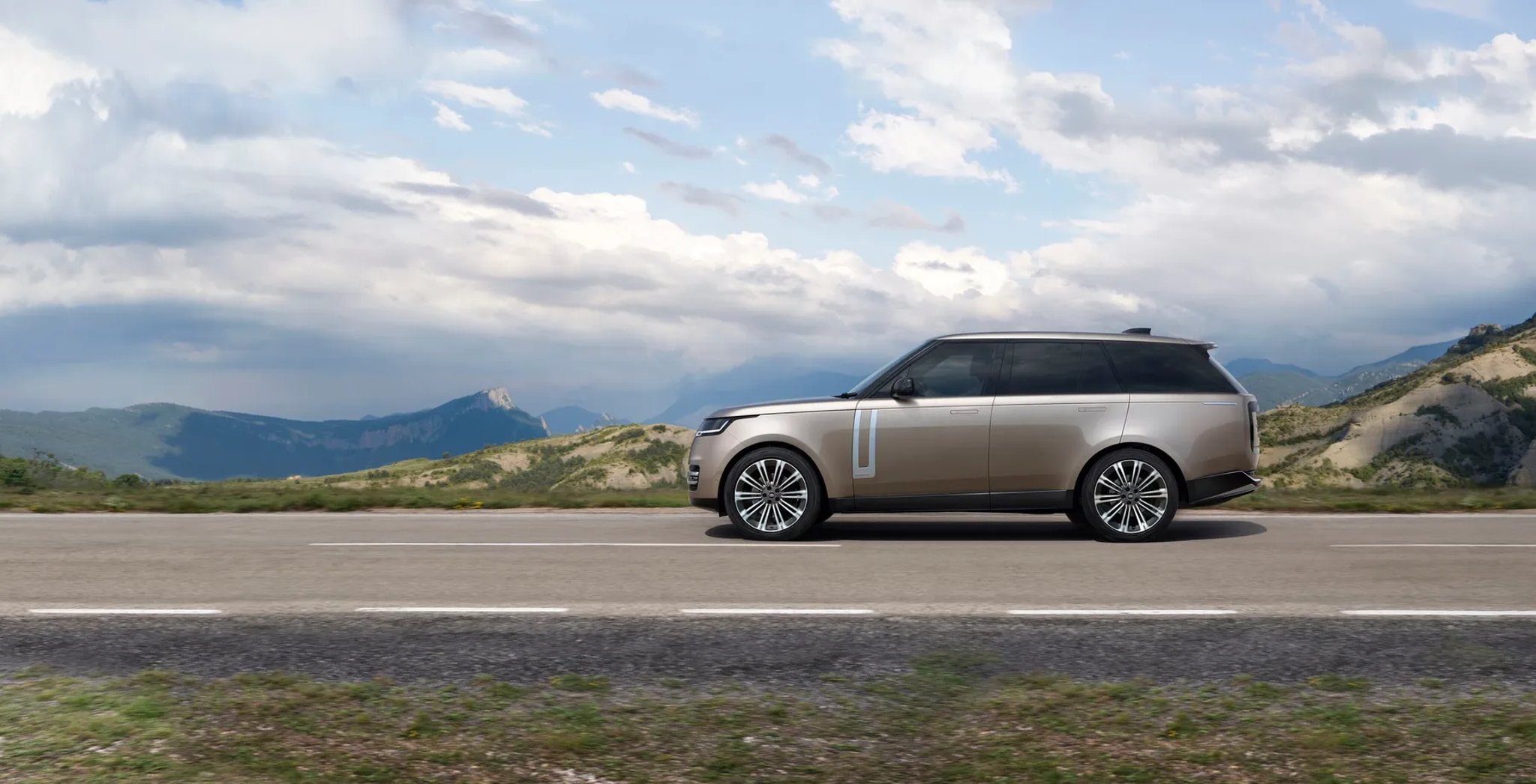 Land Rover_Range_Rover_5_generation__SUV_5-doors__5.jpg