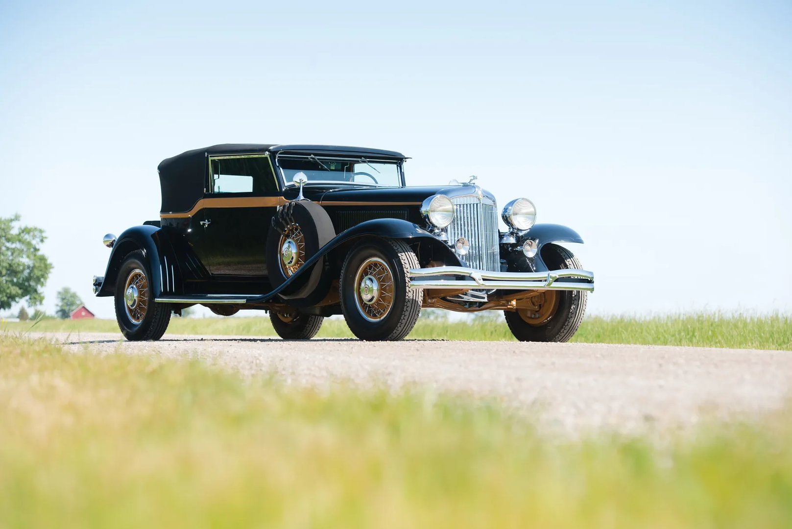 Chrysler_Imperial_2_generation__Cabrio__11.jpg