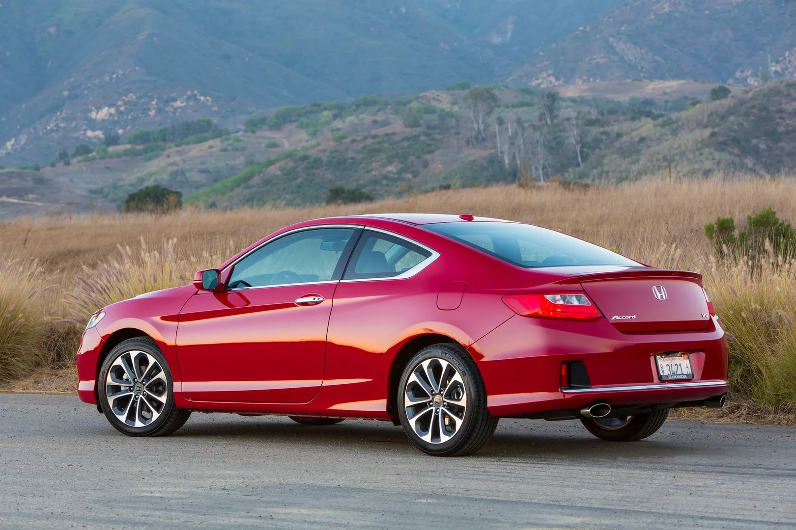 Honda_Accord_9_generation__Coupe__11.jpg