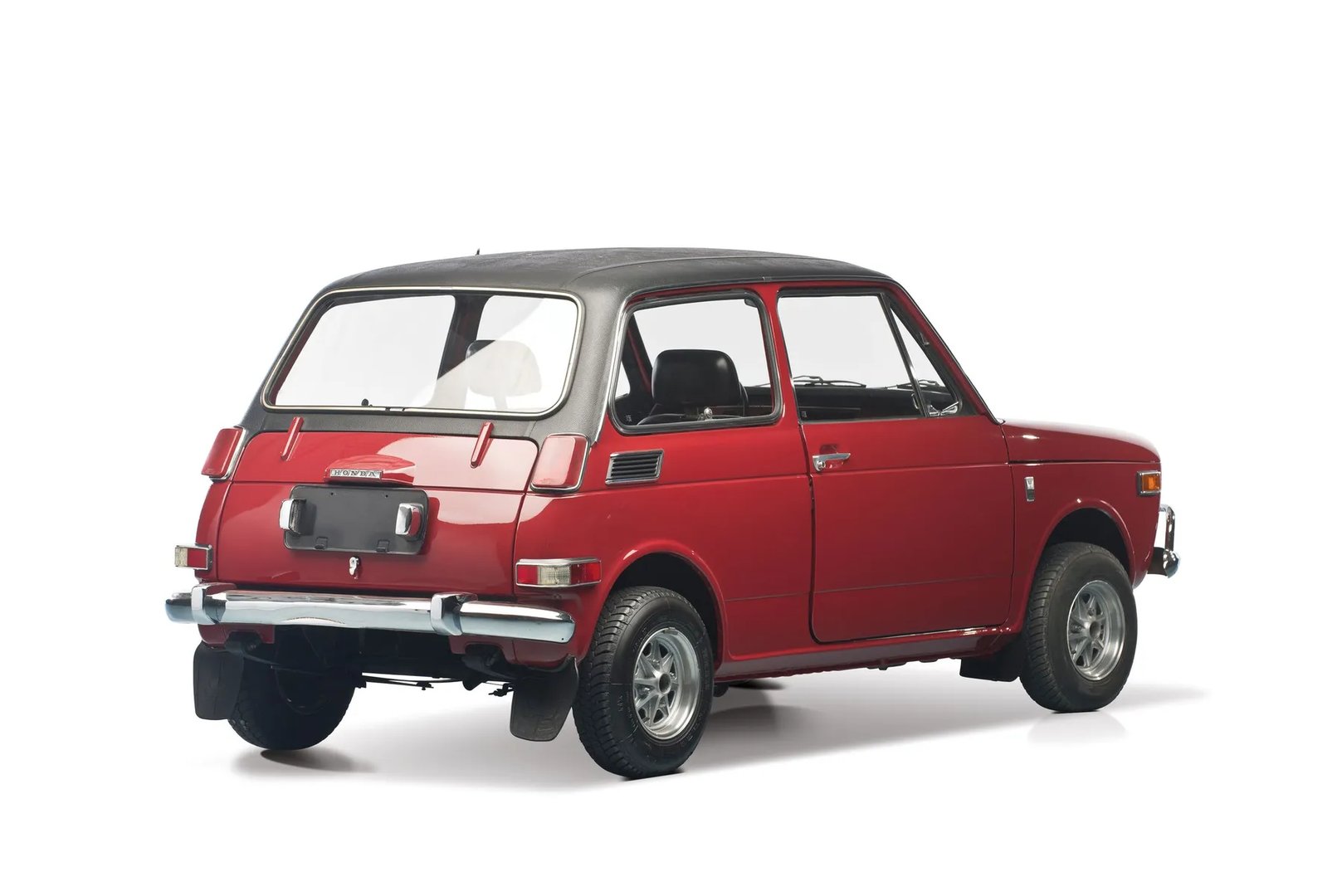 Honda_N360_1_generation__Sedan_2-doors__5.jpg
