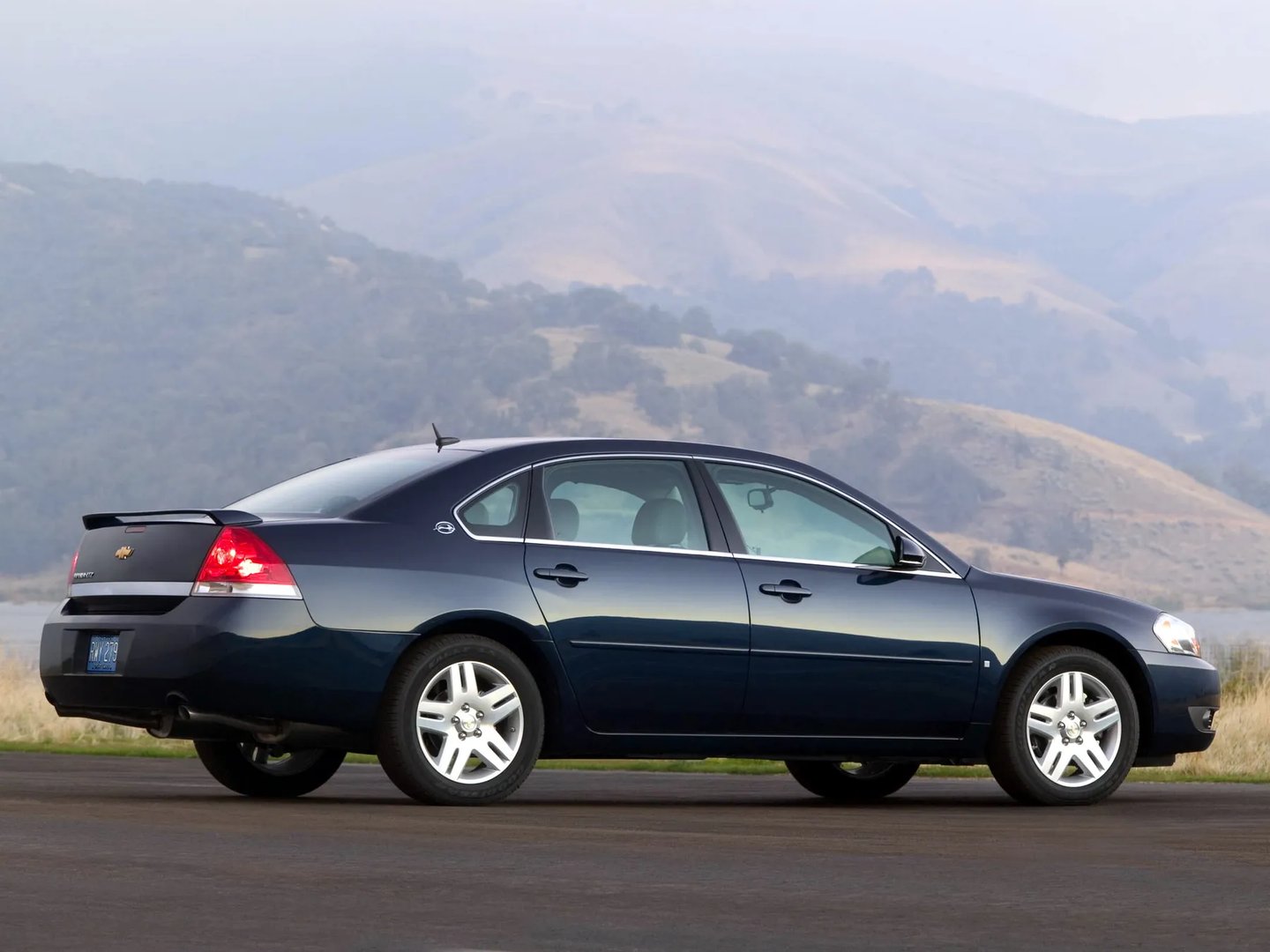 Chevrolet_Impala_9_generation__Sedan__1.jpg