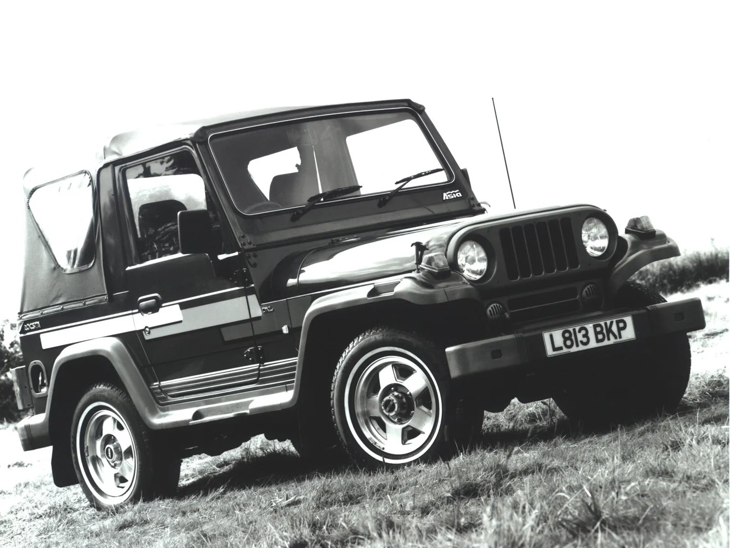 Asia_Rocsta_1_generation__SUV_cabriolet__1.jpg