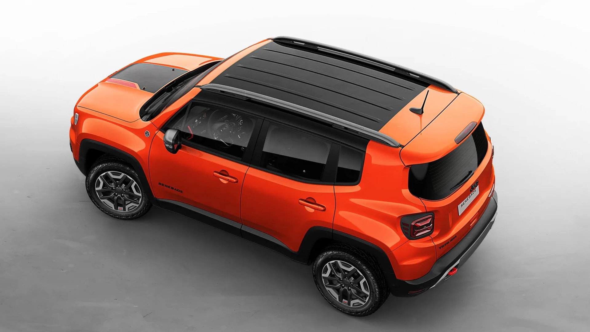 Jeep_Renegade_1_generation_restyling_2__SUV_5-doors__4.jpg
