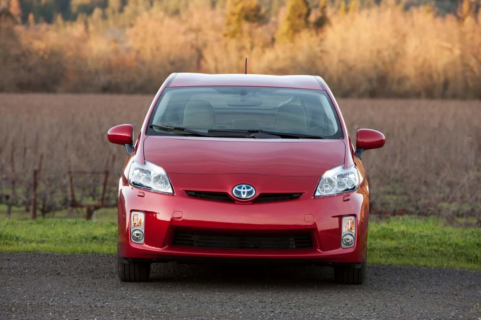 Toyota_Prius_3_generation__Liftback__11.jpg