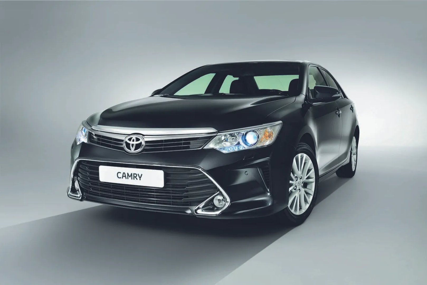 Toyota_Camry_7_generation_restyling__Sedan__9.jpg