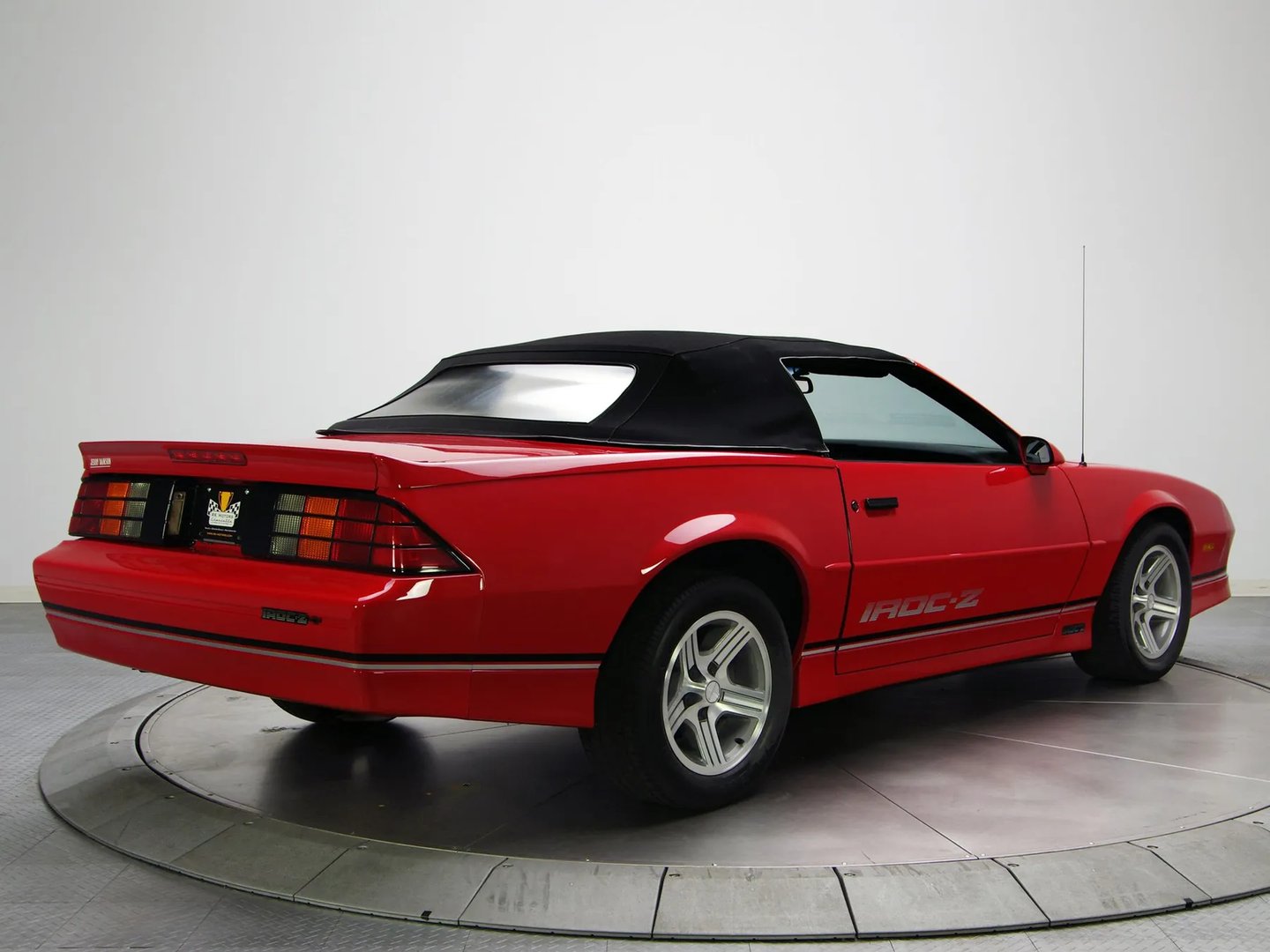 Chevrolet_Camaro_3_generation_restyling__Cabrio__2.jpg