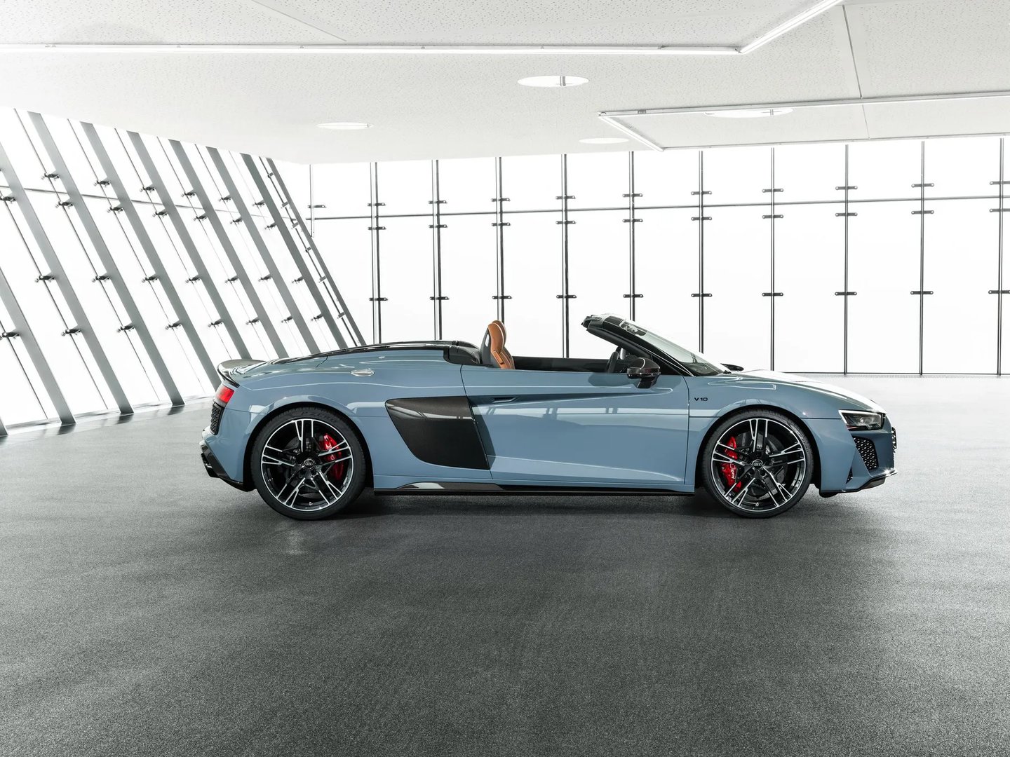 Audi_R8_2_generation_restyling__Roadster__8.jpg