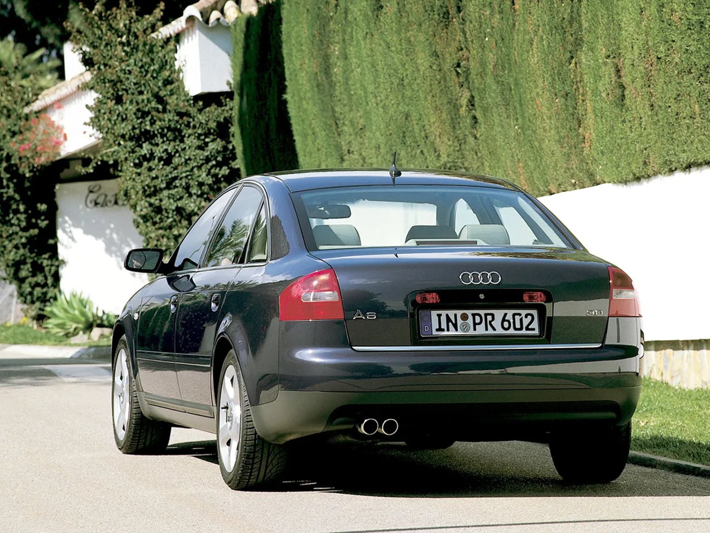 Audi_A6_2_generation_restyling__Sedan__5.jpg