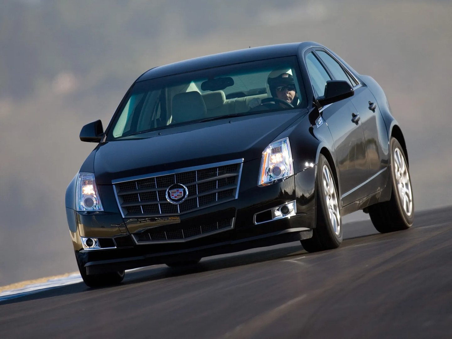 Cadillac_CTS_2_generation__Sedan__10.jpg
