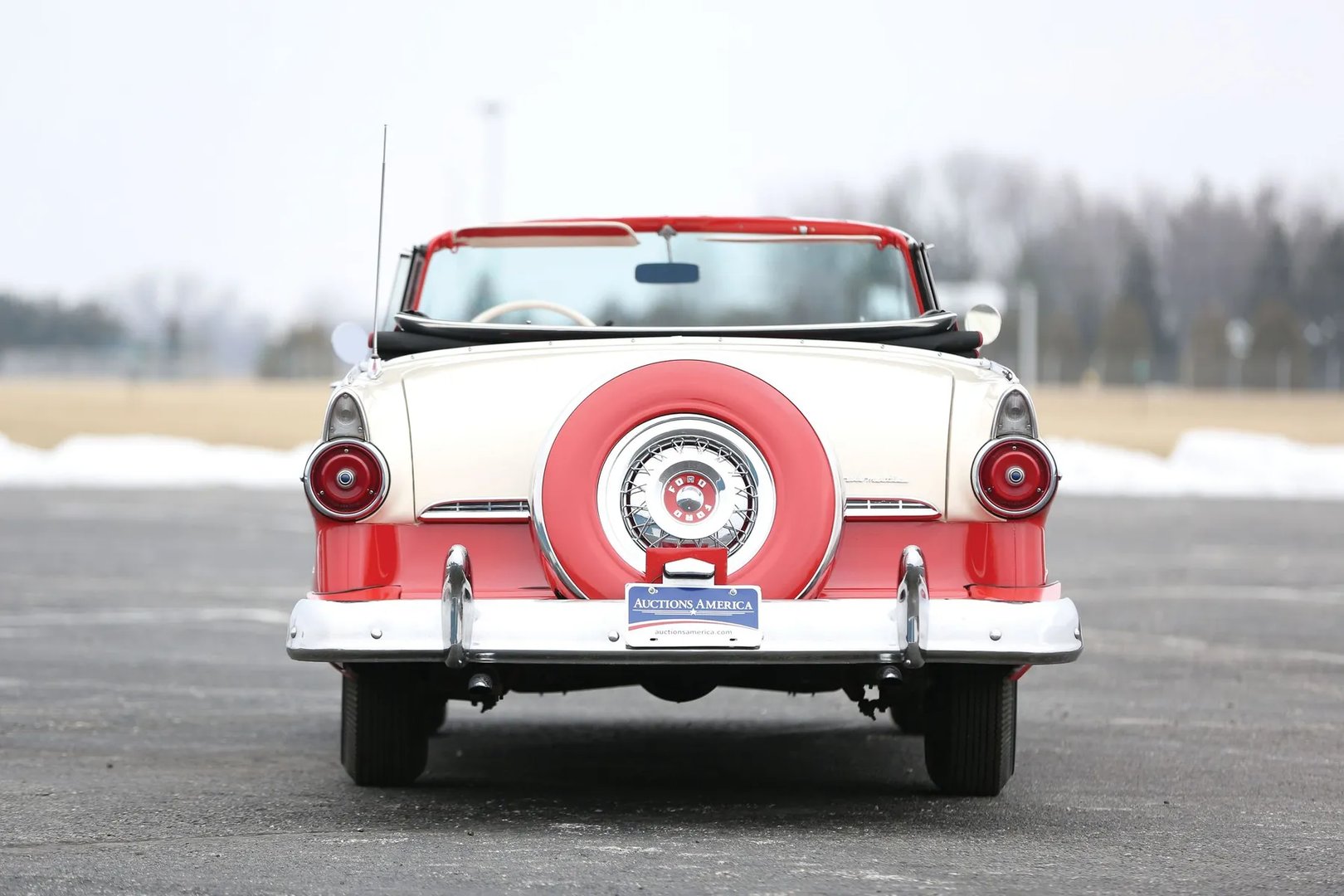 Ford_Fairlane_1_generation__Cabrio__12.jpg