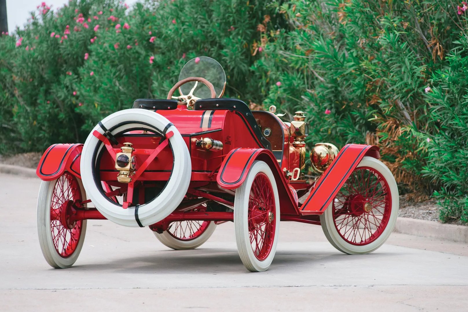 Ford_Model_T_1_generation__Speedster__1.jpg