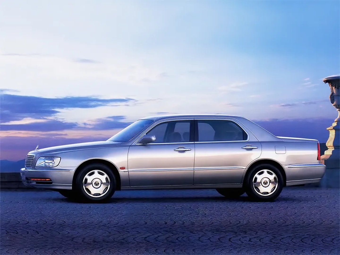 Mitsubishi_Proudia_1_generation__Sedan__3.jpg