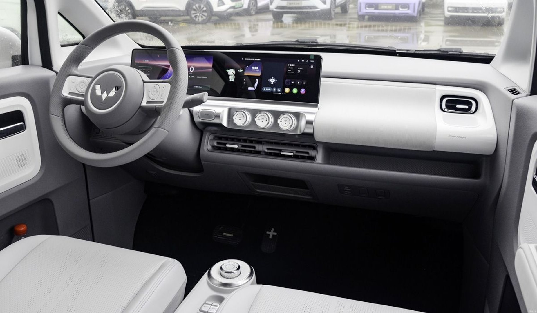 wuling_Air_EV_1_generation__Mini_3-doors__2.jpg