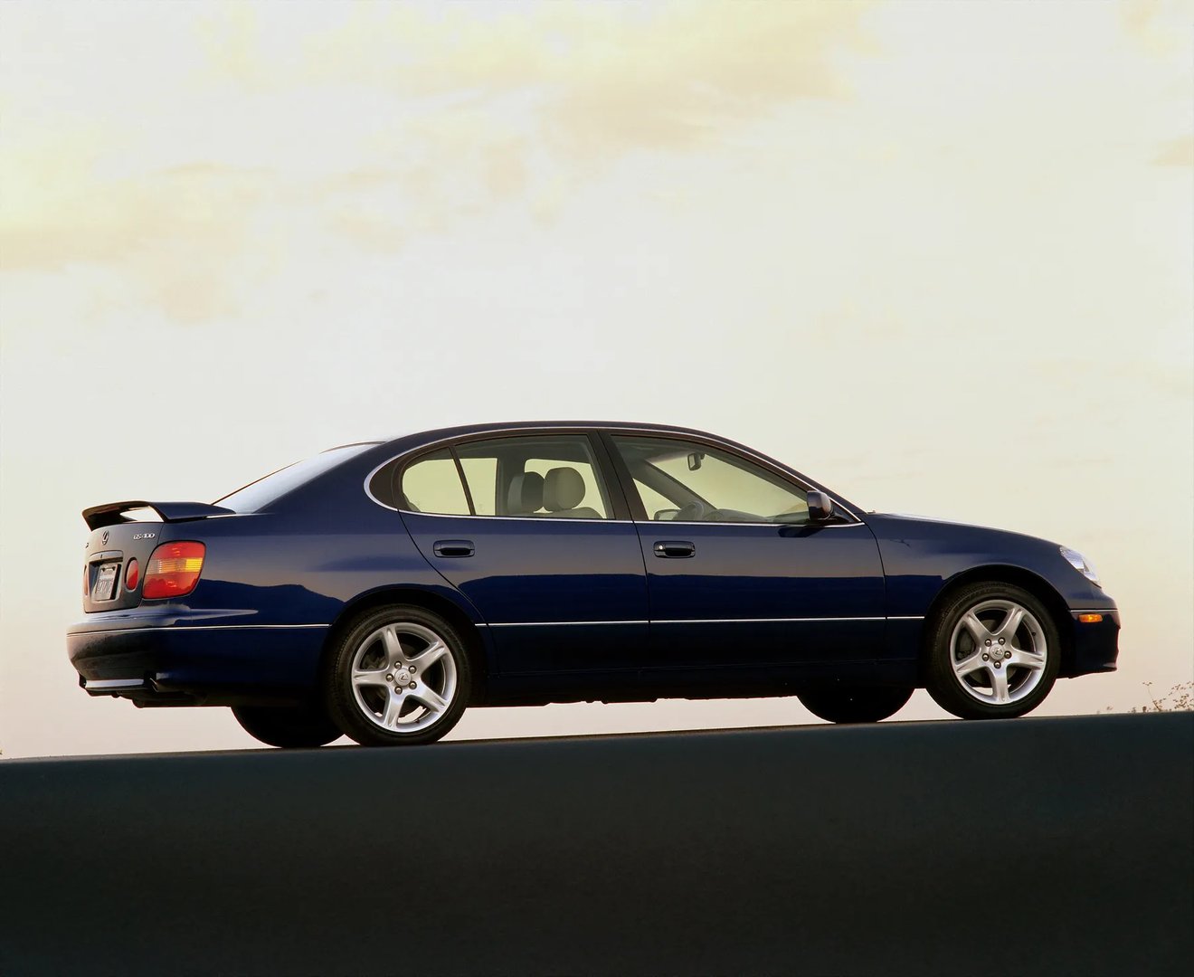 Lexus_GS_2_generation__Sedan__3.jpg