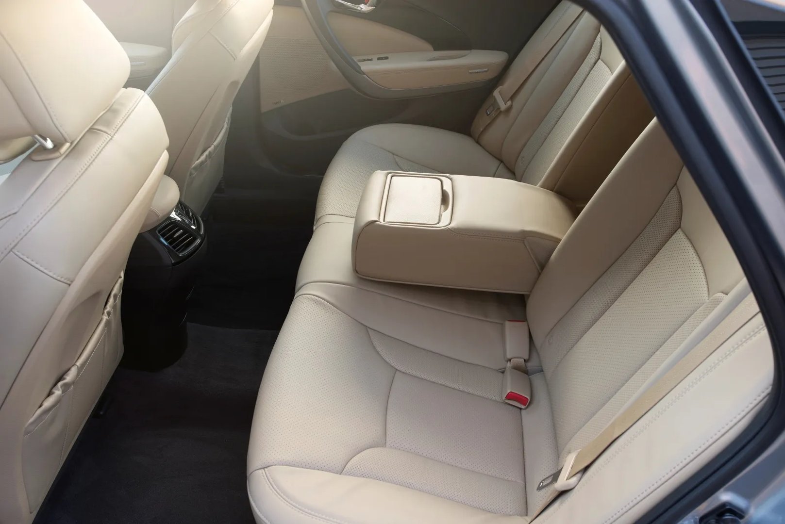 Hyundai_Azera_3_generation__Sedan__6.jpg